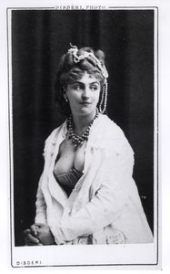 Portrett av Mery Laurent (1849-1900) 1888-1889